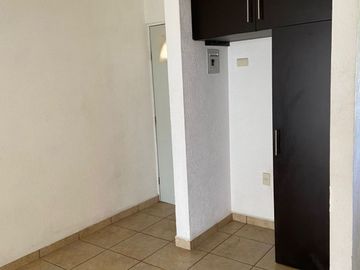 DEPARTAMENTO PLANTA BAJA ALTA VISTA CERCA DE HOSPITALES Y UTEZ CUERNAVACA
