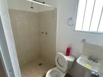 DEPARTAMENTO PLANTA BAJA ALTA VISTA CERCA DE HOSPITALES Y UTEZ CUERNAVACA