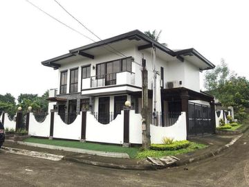 House & Lot For Sale in Ciudad de Calamba-MC