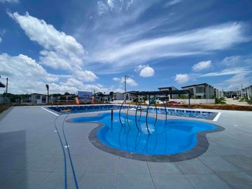 FOR SALE GOOD FOR AIRBNB BUSINESS HOUSE AND LOT NEAR TAGAYTAY