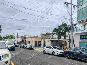 Venta de Consultorio Medio en el Corporativo San Gabriel en Veracruz.