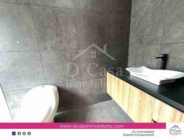 Vendo Casa 3 dormitorios jsrdin y 2 garajes