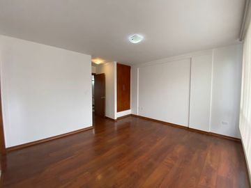 CASA DE VENTA EN CONJUNTO PRIVADO EN TUMBACO SECTOR GONZALO PIZARRO