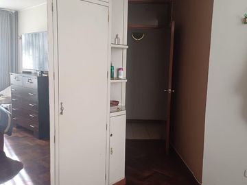 Vendo amplio departamento primer piso cerca a estadio de la UNSA $ 172,000 negociable