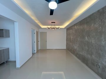 CASA EN VENTA REMODELADA EN CAUCEL OPORTUNIDAD