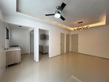 CASA EN VENTA REMODELADA EN CAUCEL OPORTUNIDAD