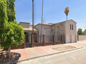 VENTA DE CASA EN COLONIA RESIDENCIAS, SAN LUIS RIO COLORADO, SONORA