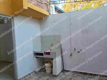 Área  Alquila casa en el Conjunto Asturias 4 habitaciones