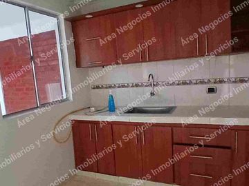 Área  Alquila casa en el Conjunto Asturias 4 habitaciones