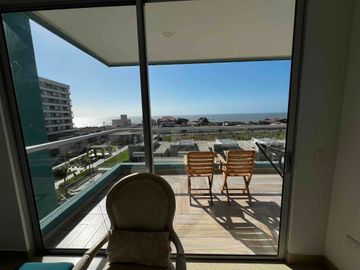 Apartamento vista al mar