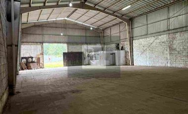Bodegas en renta de 300m2 y de 375m2 en Coatepec