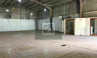 Bodegas en renta de 300m2 y de 375m2 en Coatepec