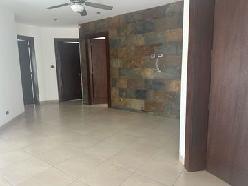 VENTA CASA ESTANCIAS DEL RIO