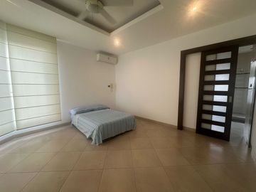 VENTA CASA ESTANCIAS DEL RIO