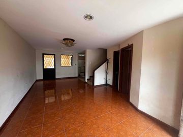 hermosa casa en venta sector MONAY a 10 min de la autopista