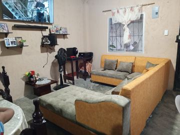 Venta de casa en la Urb, Playa Sol , Playas Villamil.