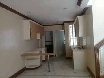 FORECLOSED TOWNHOUSE FOR SALE IN PARADISE RIDGE ALFONSO CAVITE