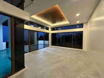 Brand-New House with Overlooking View in Sun Valley Estates, Antipolo City