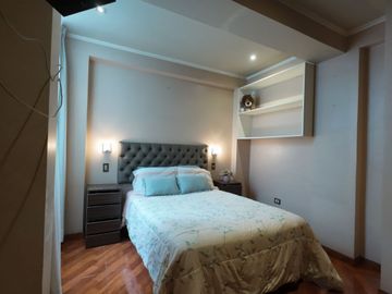 Vendo Casa en La Urb. Mirasol de Huampani