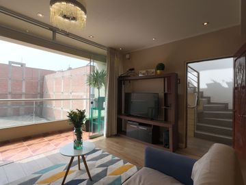Vendo Casa en La Urb. Mirasol de Huampani
