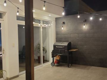 Vendo Casa en La Urb. Mirasol de Huampani