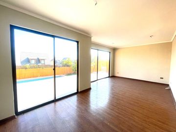¡ OPORTUNIDAD CASA EN CONDOMINIO !
