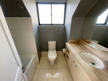 ¡ OPORTUNIDAD CASA EN CONDOMINIO !