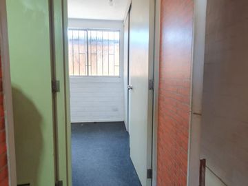 Venta De Casa En Pje. Zapallar Comuna De Maipú.