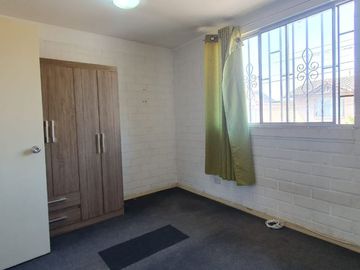 Venta De Casa En Pje. Zapallar Comuna De Maipú.