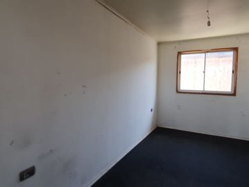 Venta De Casa En Pje. Zapallar Comuna De Maipú.