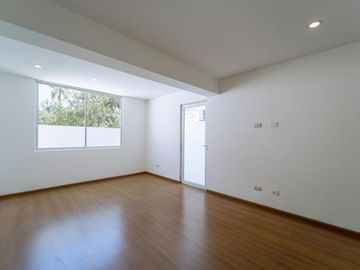 OCASION, VENDO LINDO DEPARTAMENTO EN SURCO_ALONSO DE LA MOLINA