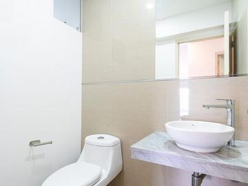 OCASION, VENDO LINDO DEPARTAMENTO EN SURCO_ALONSO DE LA MOLINA
