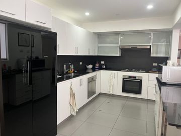 OCASION, VENDO LINDO DEPARTAMENTO EN SURCO_ALONSO DE LA MOLINA