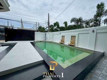 FOR SALE – Suksabai Pool Villa in South Pattaya Close to Beach and Top Attractions