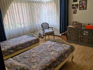 VENDO CASA EN ZONA DE CLINICAS - CORPAC- SAN BORJA