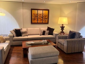 VENDO CASA EN ZONA DE CLINICAS - CORPAC- SAN BORJA