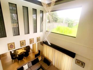4br house and lot in Royale Tagaytay, Alfonso Cavite for sale