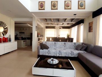 4br house and lot in Royale Tagaytay, Alfonso Cavite for sale
