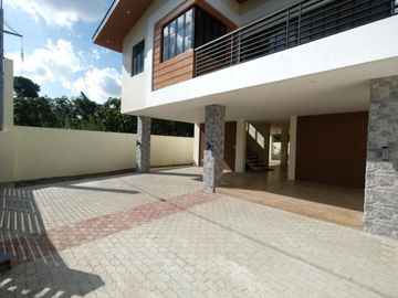 House & Lot For Sale in Buenavista Hills Tagaytay City-MC