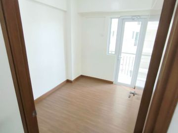 pet friendly 2 bedroom condo for sale in Pasay City near PITX, Met-Live and MOA