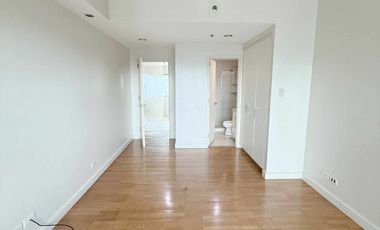 RFO Furnished 1BR Z-loft Unit with Balcony & Parking FOR RENT / LEASE at One Rockwell Makati