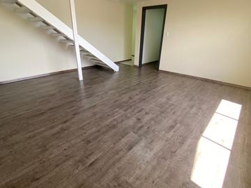 VENTA DE CASA EN URBANIZACIÓN DE ALTA PLUSVALÍA – VALLE DE LOS CHILLOS / CAPELO