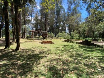 VENTA DE CASA EN URBANIZACIÓN DE ALTA PLUSVALÍA – VALLE DE LOS CHILLOS / CAPELO