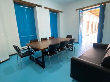 VENTA DE CASA EN URBANIZACIÓN DE ALTA PLUSVALÍA – VALLE DE LOS CHILLOS / CAPELO