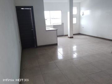 VENDO CASA RENTERA DE OPORTUNIDAD POR VIAJE