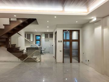 For Sale: Townhouse located at Gruet Heights L. Gruet St., San Juan City
