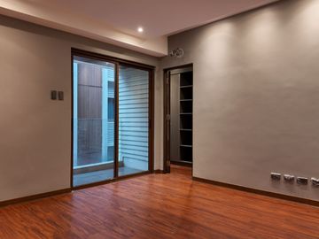 For Sale: Townhouse located at Gruet Heights L. Gruet St., San Juan City