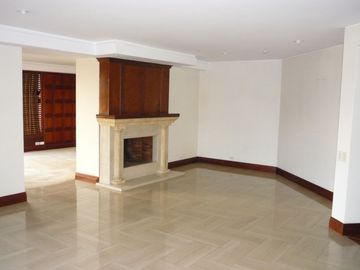 DEPARTAMENTO DUPLEX 4 DORMITORIOS EN VENTA SECTOR EL BOSQUE QUITO ECUADOR