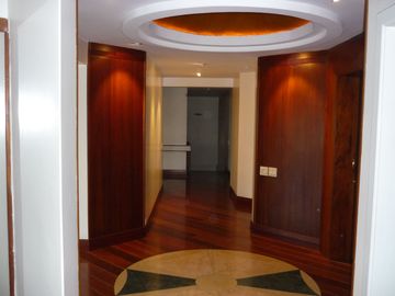 DEPARTAMENTO DUPLEX 4 DORMITORIOS EN VENTA SECTOR EL BOSQUE QUITO ECUADOR