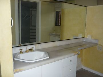 DEPARTAMENTO DUPLEX 4 DORMITORIOS EN VENTA SECTOR EL BOSQUE QUITO ECUADOR